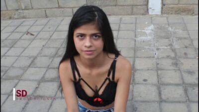 I fuck a girl I meet on the street - Spanish porn - sunporno.com - India - Colombia - Spain