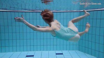 Anetta hot underwater swimming pool babe - sunporno.com - Hungary