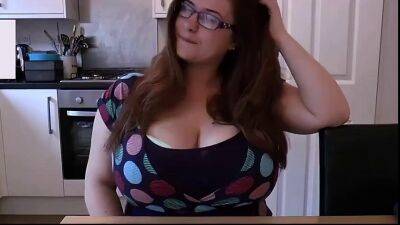 Best Friends Chubby BBW Wife Likes my Huge COCK - sunporno.com