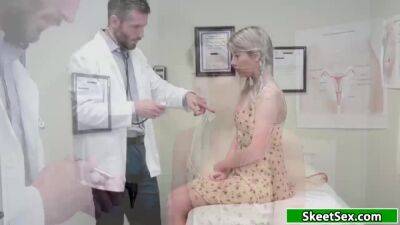 Blonde teen fucked in the ass during her regular checkup - sunporno.com