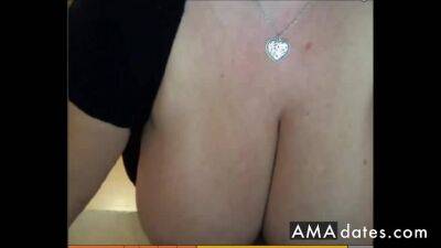 Amateur big fat boobs - pornoxo.com