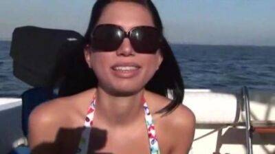 Sex with my ex girlfriend on a boat - sunporno.com