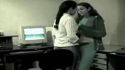 Indian lesbians are touching each other while at work, while no one is watching them - sunporno.com - India