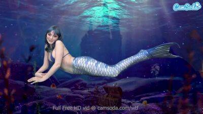 Camsoda - Masturbating mermaid get legs and pussy - pornoxo.com