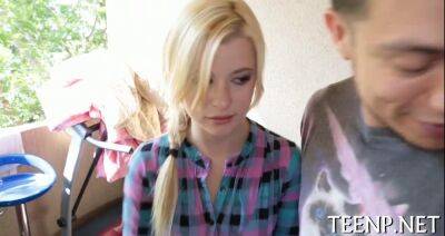 She has a face that needs to be deep throated - sunporno.com