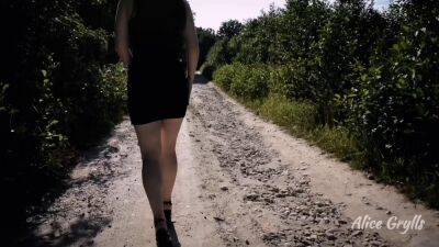 Horny wife WALKS NAKED in heels OUTSIDE the city SUCK dick in the bushes Cum in Mouth ALICExJAN - sunporno.com