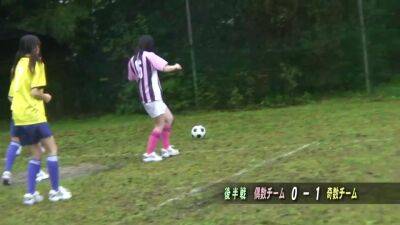 JAV naked soccer player gets toyed to intensive orgasm by a referee - sunporno.com
