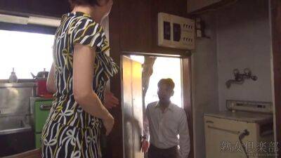 Japanese Housewife gives handjob and footjob in Asian fetish video - sunporno.com - Japan