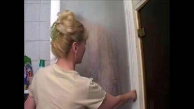 Nice Shower With Not His Mother - sunporno.com