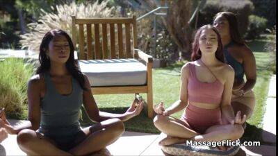 Scissoring outdoors with meditation instructor - sunporno.com