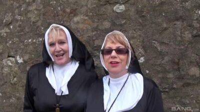 Dirty mature nuns Trisha and Claire Knight have kinky threesome - sunporno.com