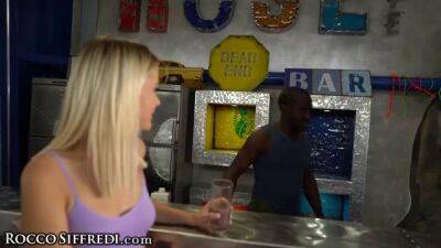 After training lovely blonde gets blacked by coach - sunporno.com