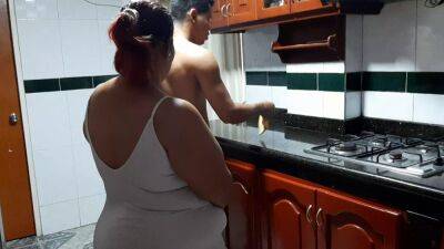 Fucking the neighbor in the kitchen - sunporno.com - Colombia