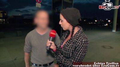 German reporter milf picks up guy in street casting - sunporno.com - Germany