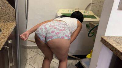 Beautiful Married Woman Milf Washing and Cleaning in my House has a Big ASS - sunporno.com - Japan - Colombia