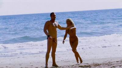 I went to take pictures on the beach with a photographer and my husband asked me to fuck him right there - sunporno.com